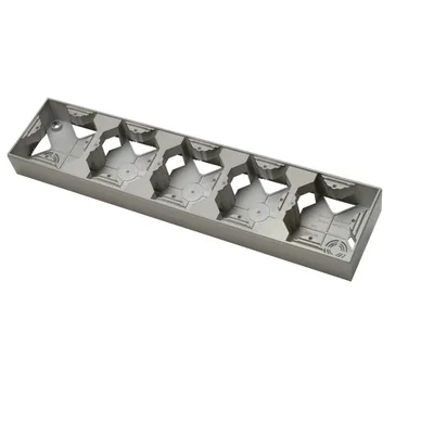 AS Puszka instalacyjna naścienna pięciokrotna satyna light