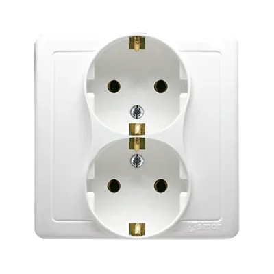 Gniazdo wtyczkowe z uziemieniem Schuko podwójne, białe