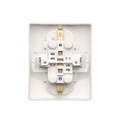 Gniazdo wtyczkowe z uziemieniem Schuko podwójne, białe