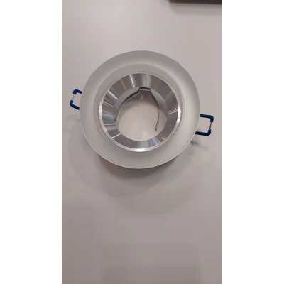 Lampa wpuszczana biała