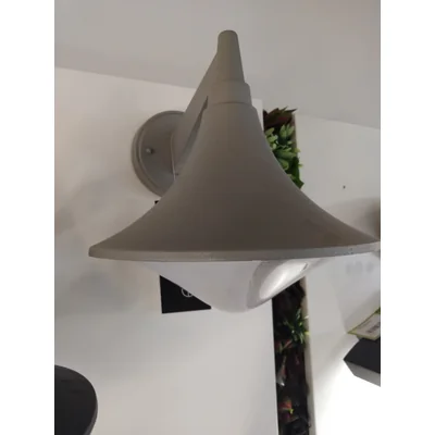 Loire Lampa ścienna zewnętrzna ekspozycyjna tytanowa