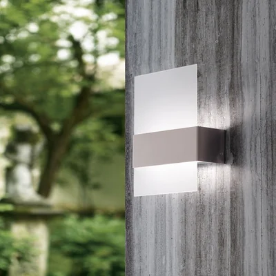 NADELA Lampa ścienna stal