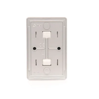 SIMON 54 Gniazdo podwójne natynkowe z uziemieniem schuko z przesłonami wersja skandynawska 16A 230V szybkozłącza srebrny mat