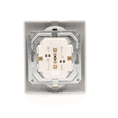 SIMON 54 Gniazdo podwójne podtynkowe z uziemieniem schuko z przesłonami wersja skandynawska 16A 230V szybkozłącza srebrny mat