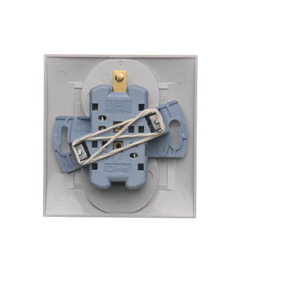 SIMON 54 PREMIUM Gniazdo wtyczkowe z uziemieniem podwójne z funkcją niezmienności faz z przesłonami 16A 230V kompletne srebrny mat