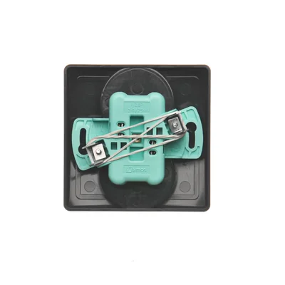 SIMON BASIC Gniazdo wtyczkowe podwójne z uziemieniem kompletne 16A 230V czekoladowe