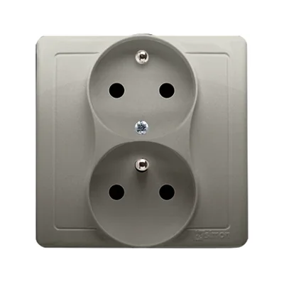SIMON BASIC Gniazdo wtyczkowe podwójne z uziemieniem z funkcją niezmienności faz 16A 230V kompletne satynowe