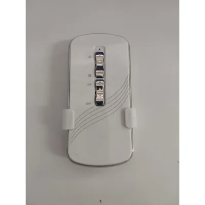 Star Lampa wisząca ekspozycyjna biała z pilotem