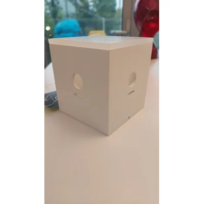 TABLE CUBE Lampa stołowa ekspozycyjna biała